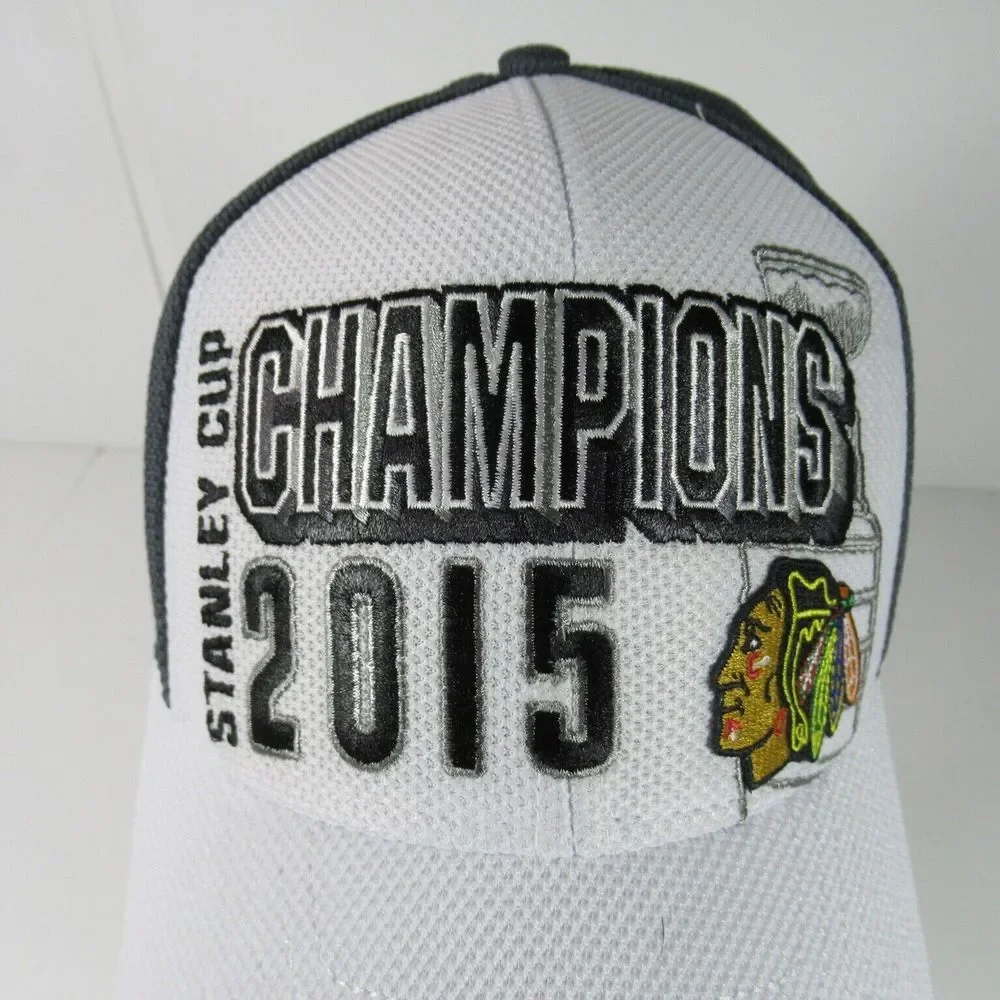 Chicago Blackhawks‎ 2015 Stanley Cup Champions Reebok Center Ice NHL Fitted Hat